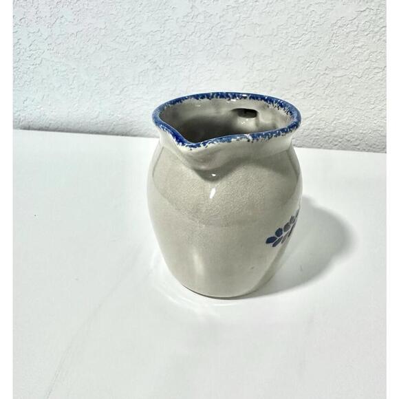 Vintage Loomco Creamer Pitcher with Handle Stoneware Tan with Blue Floral Design - Picture 3 of 6